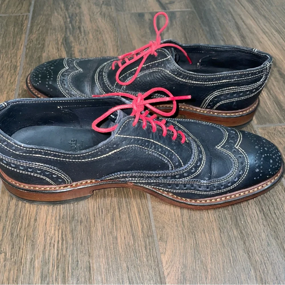 Allen Edmonds Neumok Mens Navy Leather Wingtip Oxford Shoes Red Lace 8